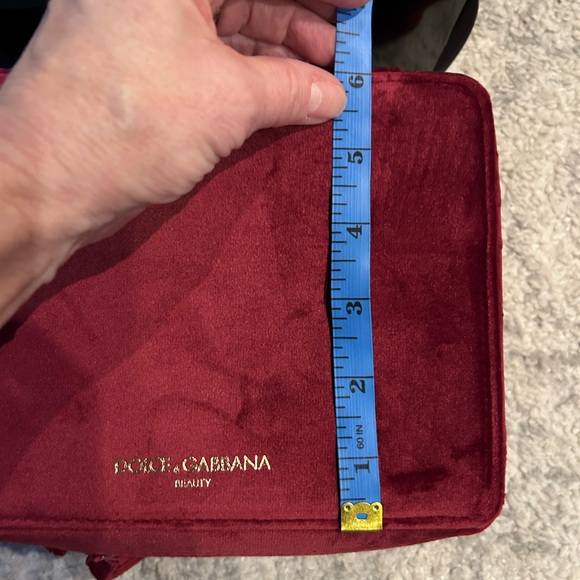 NWT Dolce & Gabbana Beauty Makeup Case Red Velvet - Picture 5 of 7
